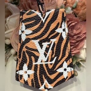 Louis Vuitton Limited Jungle Collection Luggage Tag Lanyard Keyring Luxury